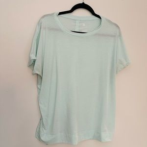 Women’s target athletic top, light blue